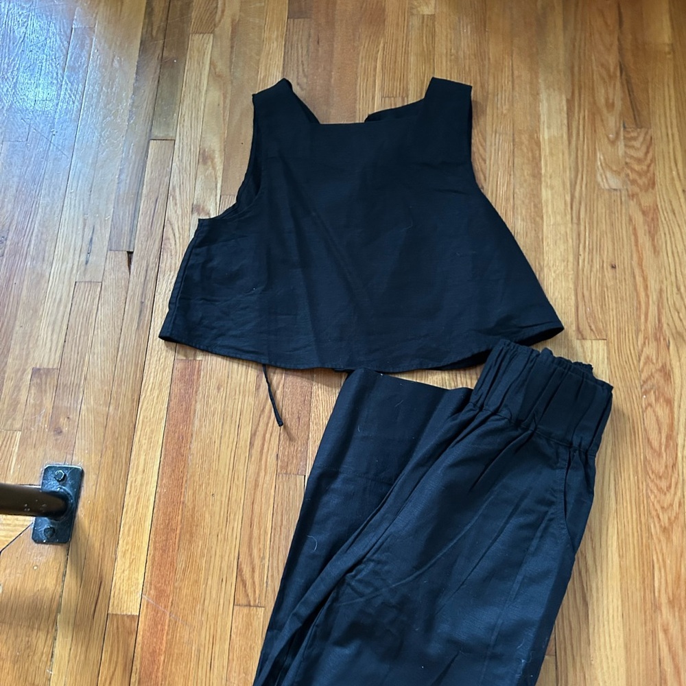 Black Sleeveless Top and Pants Set